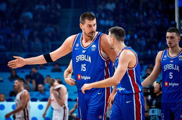 斯洛文尼亚两连败凸显一点：约基奇才是现役第一人，湖人后悔了吗